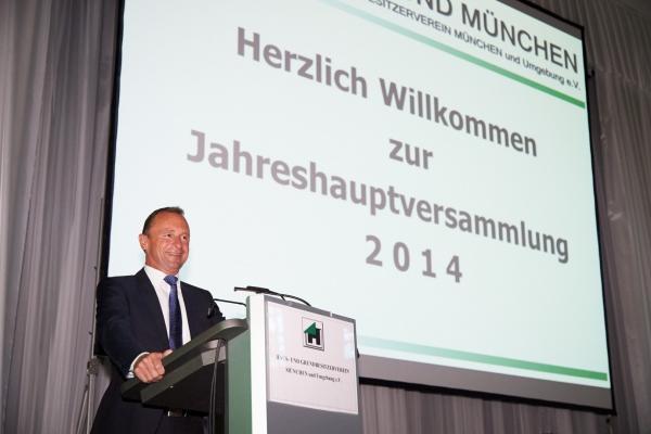 hug-jhv-2014-140514-2722-021-b2B92F82B-3052-C344-0C5F-3B1FE5B95E1E.jpg